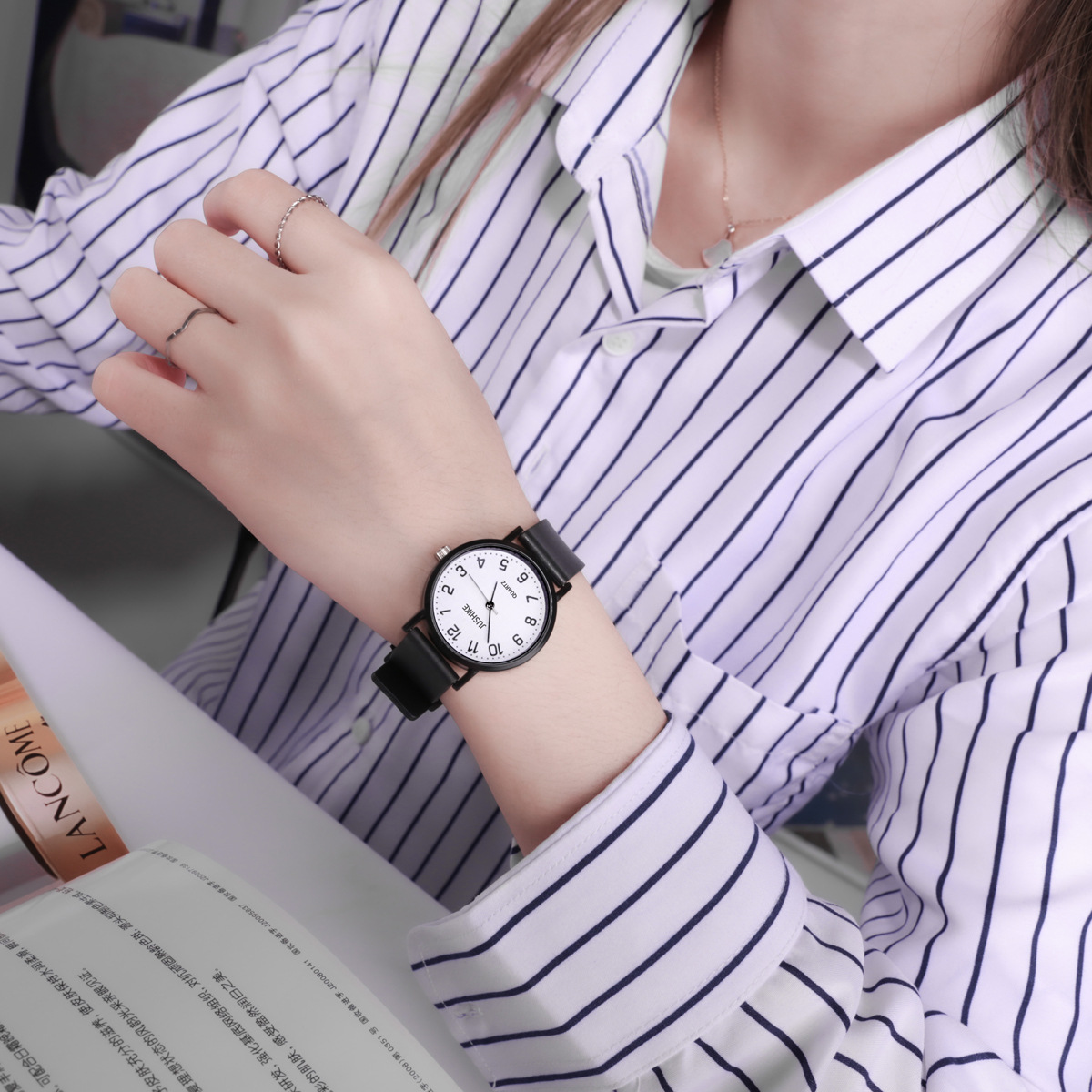 YIKAZE Women's Wristwatch Simp - огляд і ціна Silicone Band Women